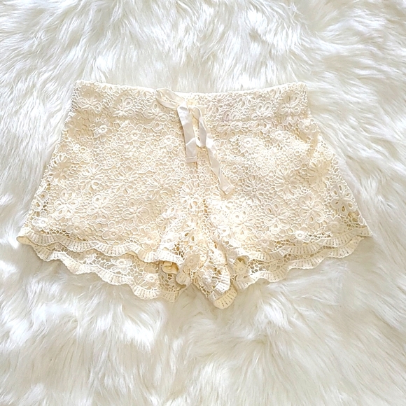 Crochet Shorts - Picture 1 of 2